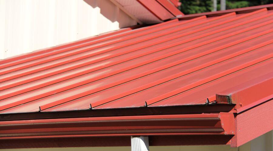 Professional gutter cleaning in La Vergne, TN